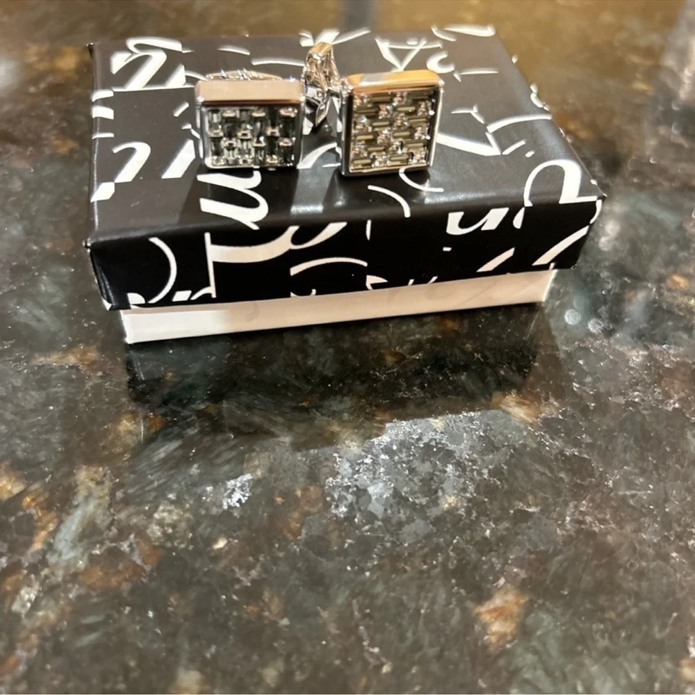 Men’s Tateossian RT London cufflinks